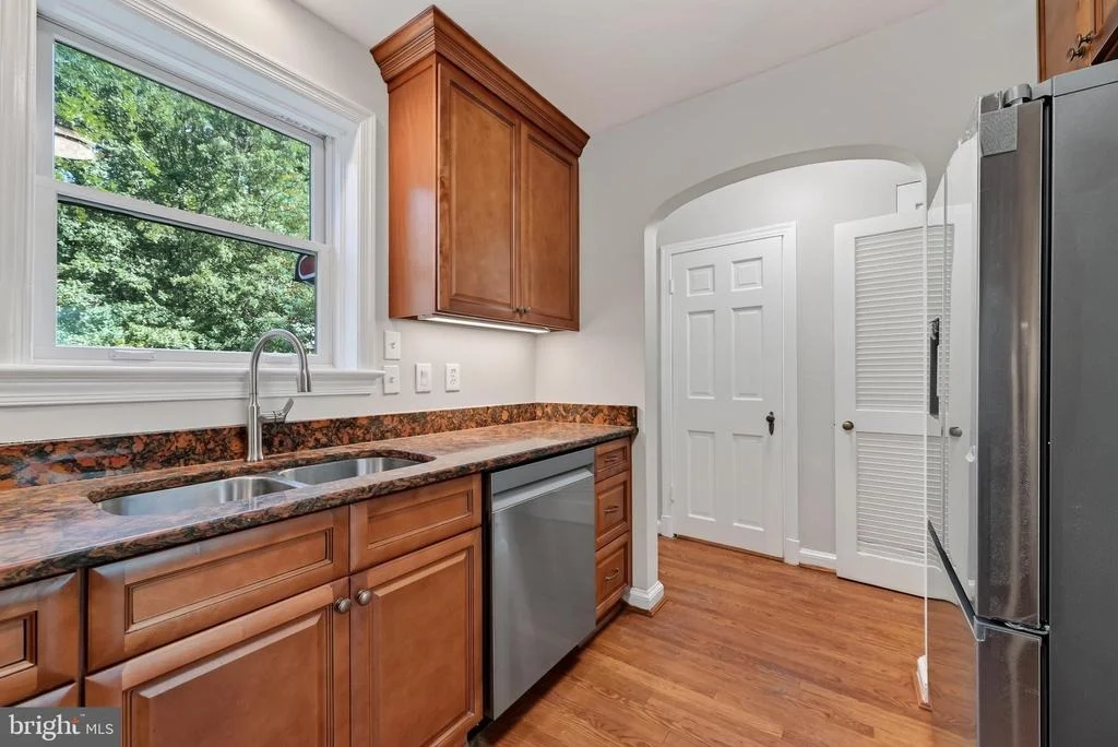 Photo of 9802 FOREST GROVE DRIVE