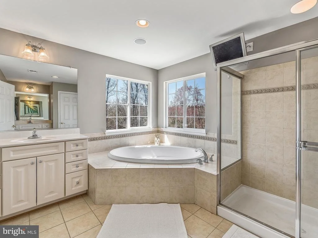 Photo of 6122 CLEMENTS LANE