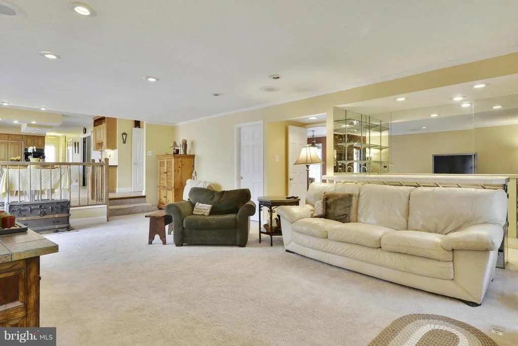 Photo of 9 REDGATE COURT