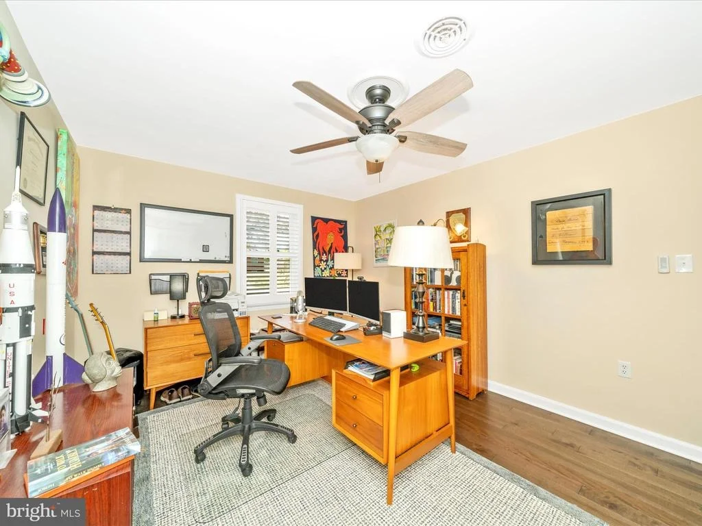 Photo of 903 MERCER PLACE