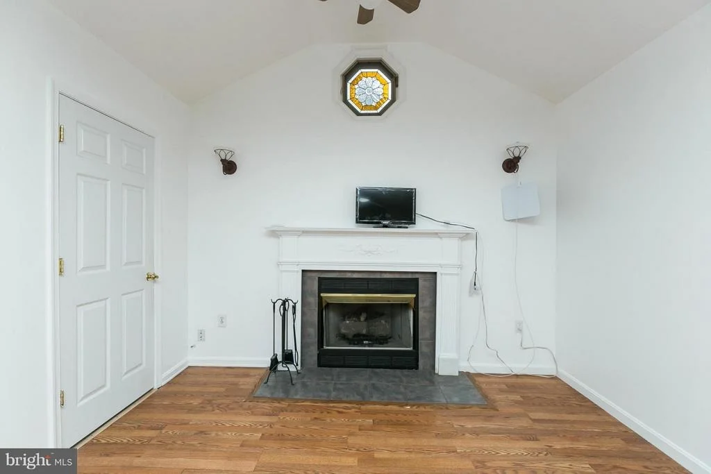 Photo of 12102 GRANDVIEW AVENUE