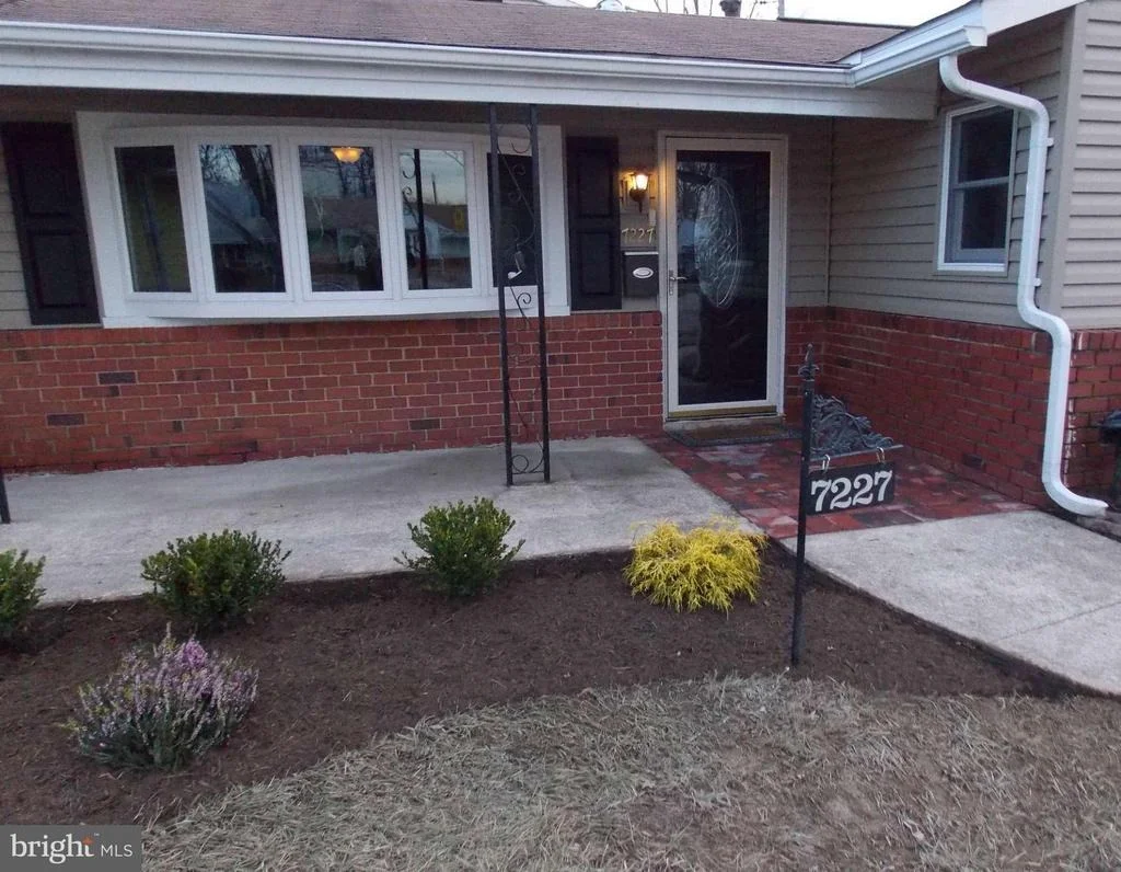 Photo of 7227 KENNEBUNK ROAD