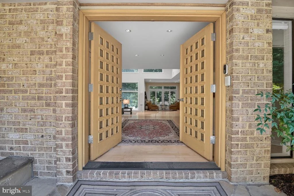 Photo of 10801 BALANTRE LANE