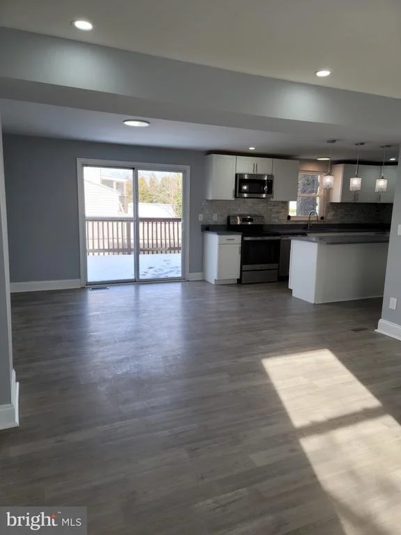 Photo of 135 N HARRISON ROAD N