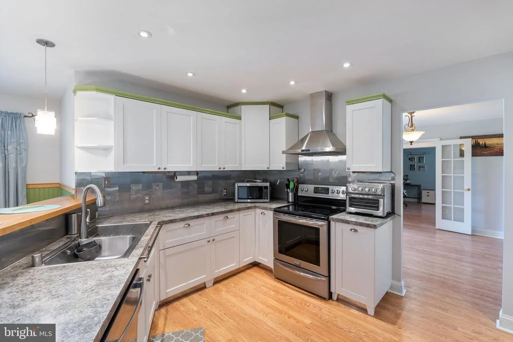 Photo of 2817 STONYBROOK DRIVE