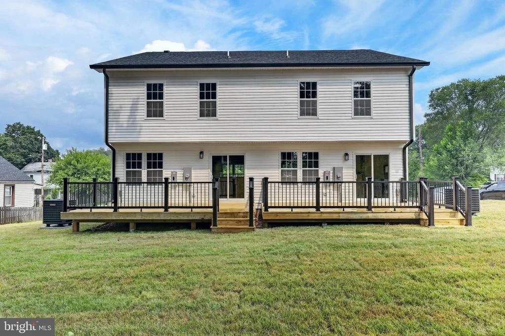 Photo of 231 MOSBY LANE