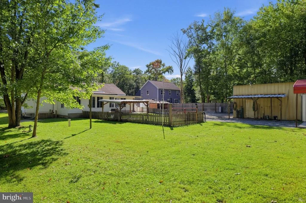 Photo of 1462 COLUMBIA BEACH ROAD