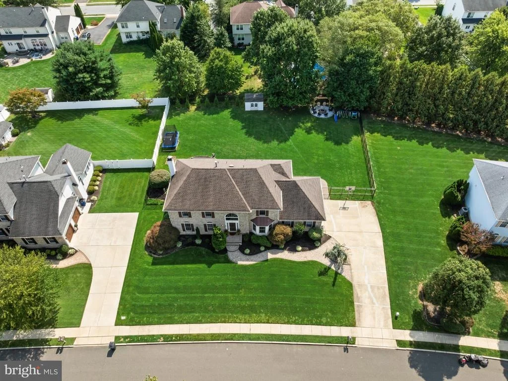 Photo of 35 PARRY DRIVE