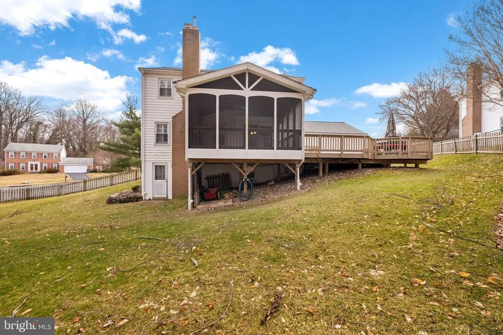 Photo of 6300 GLENBARD ROAD