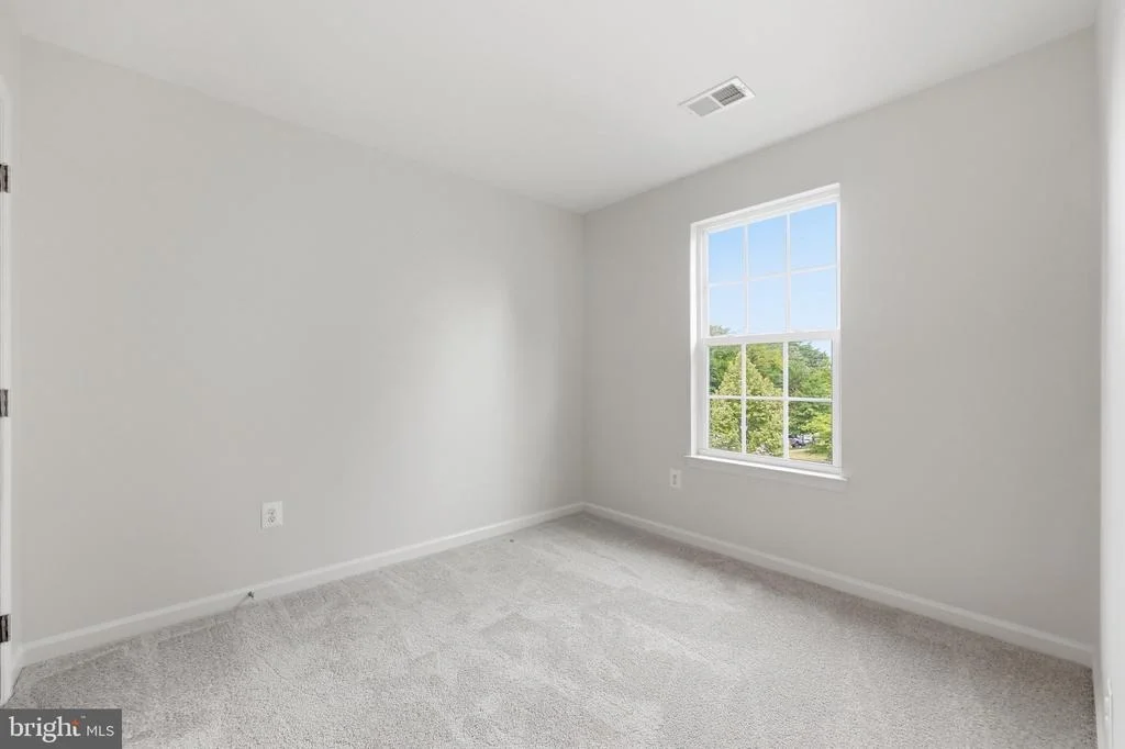 Photo of 2075 SPRING RUN CIRCLE
