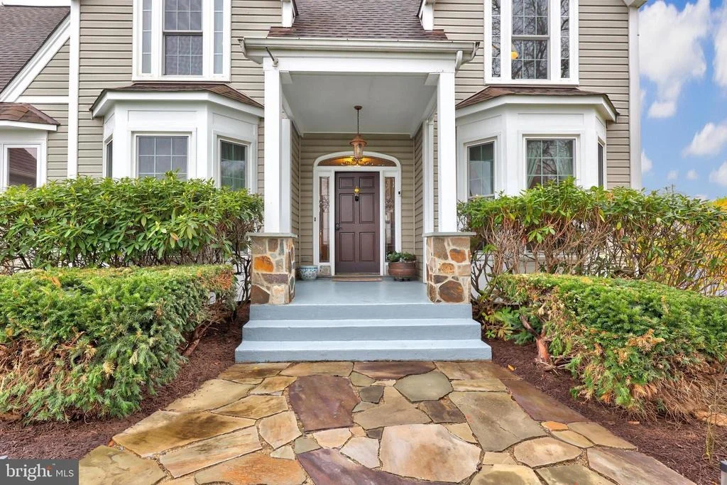 Photo of 9393 BRIAR LANE