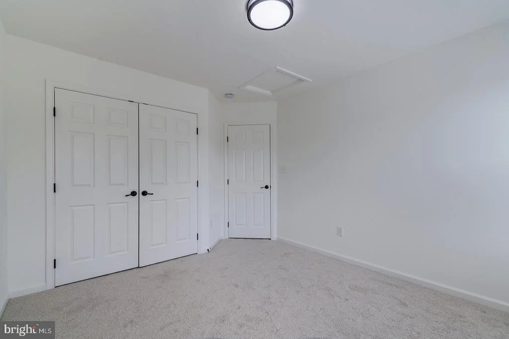 Photo of 327 CARLTON DRIVE