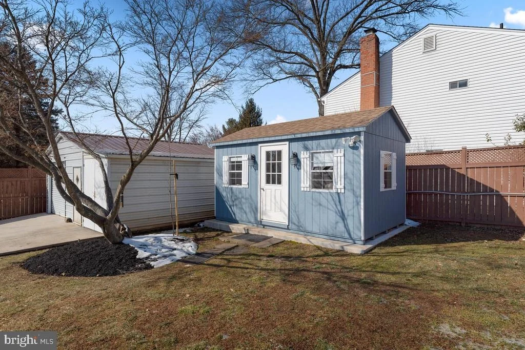 Photo of 18548 BOWIE MILL ROAD
