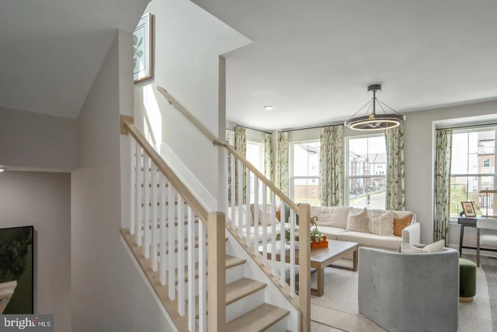 Photo of 11331 HYPATIA LOOP