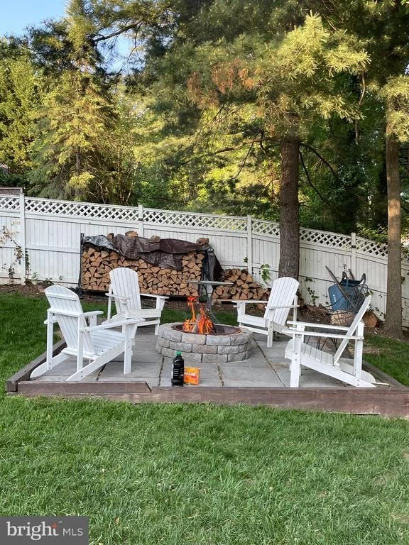 Photo of 14937 WELLWOOD ROAD