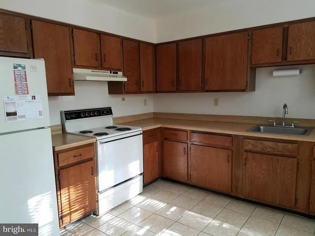 Photo of 3433 AZALEA PLACE