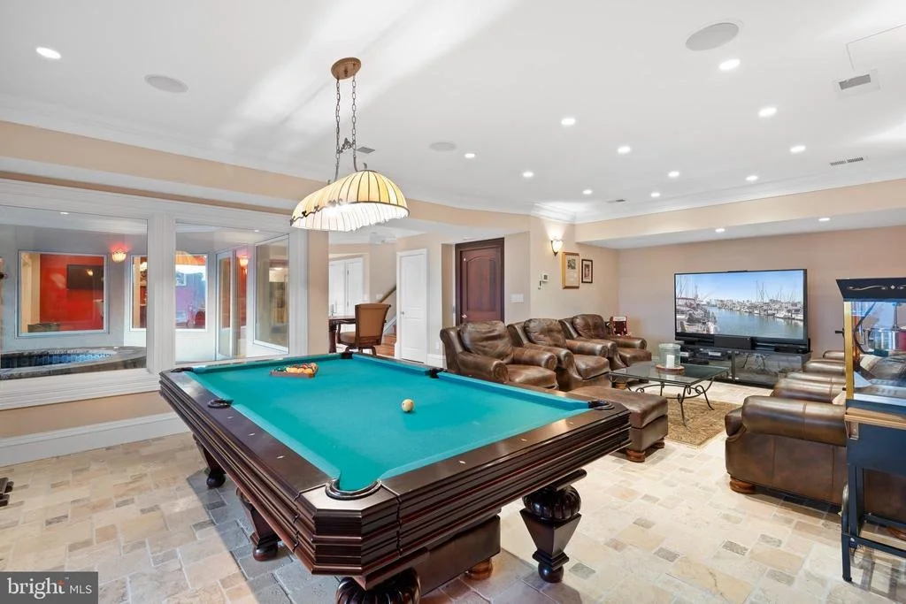 Photo of 206 HARBOR DRIVE