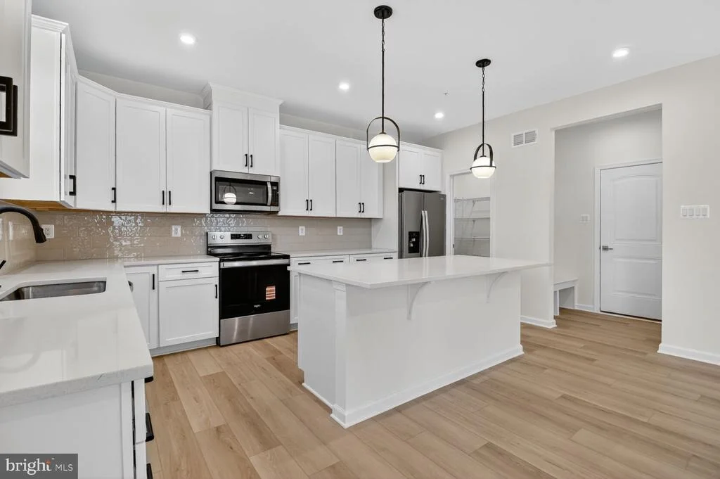Photo of 4016 MILNER ROAD