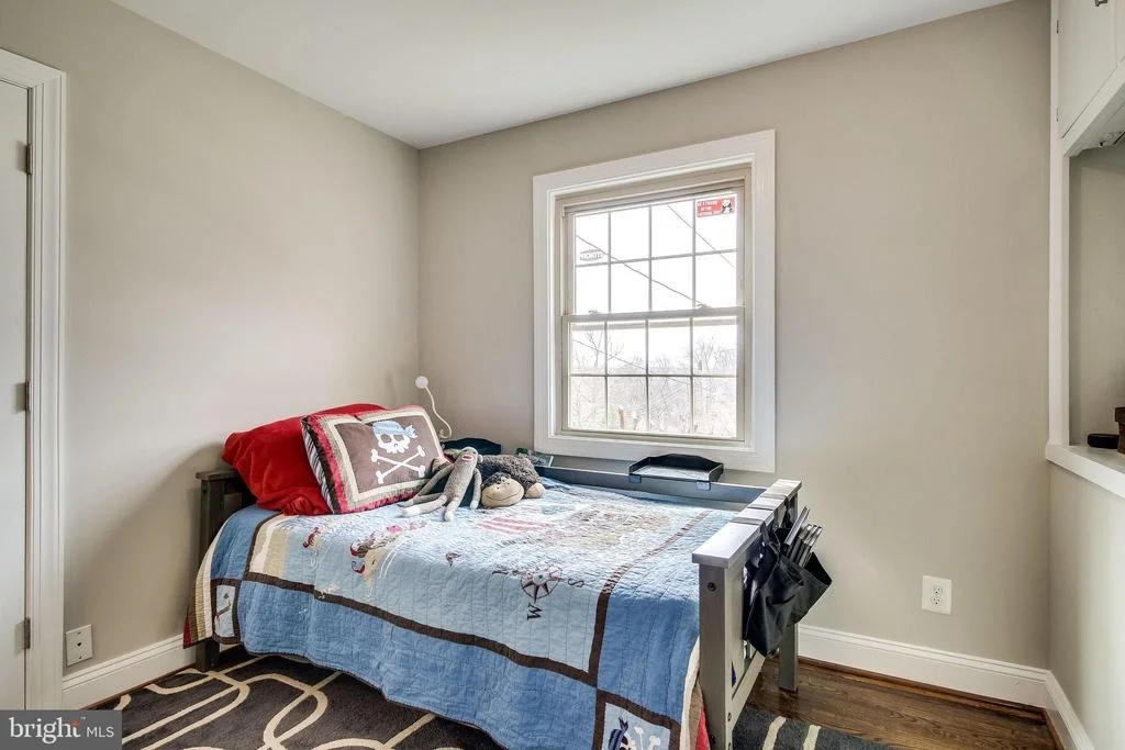 Photo of 919 JUNIPER PLACE