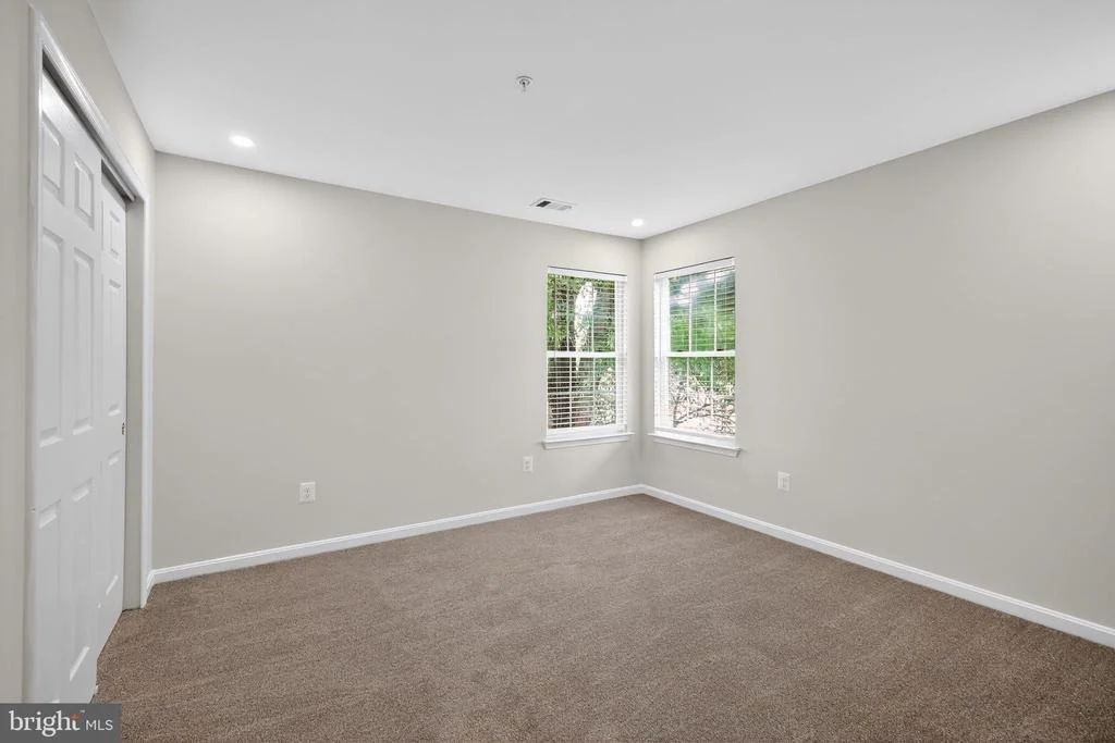 Photo of 15202 JOHNSTONE LANE
