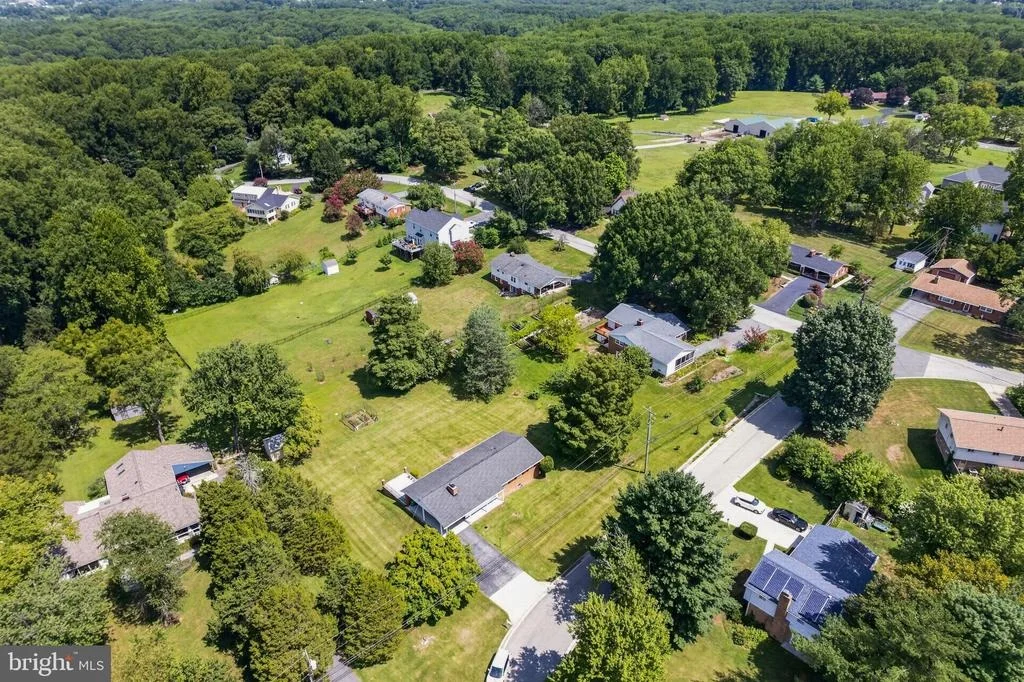 Photo of 6308 JULIE PLACE