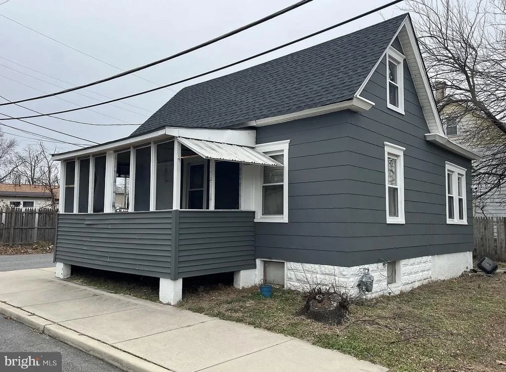 Photo of 1003 HOFFMAN AVENUE