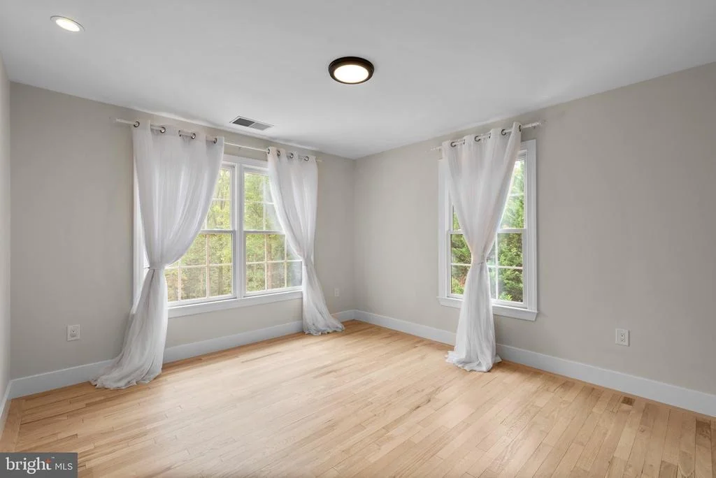 Photo of 11 WARRENTON DRIVE