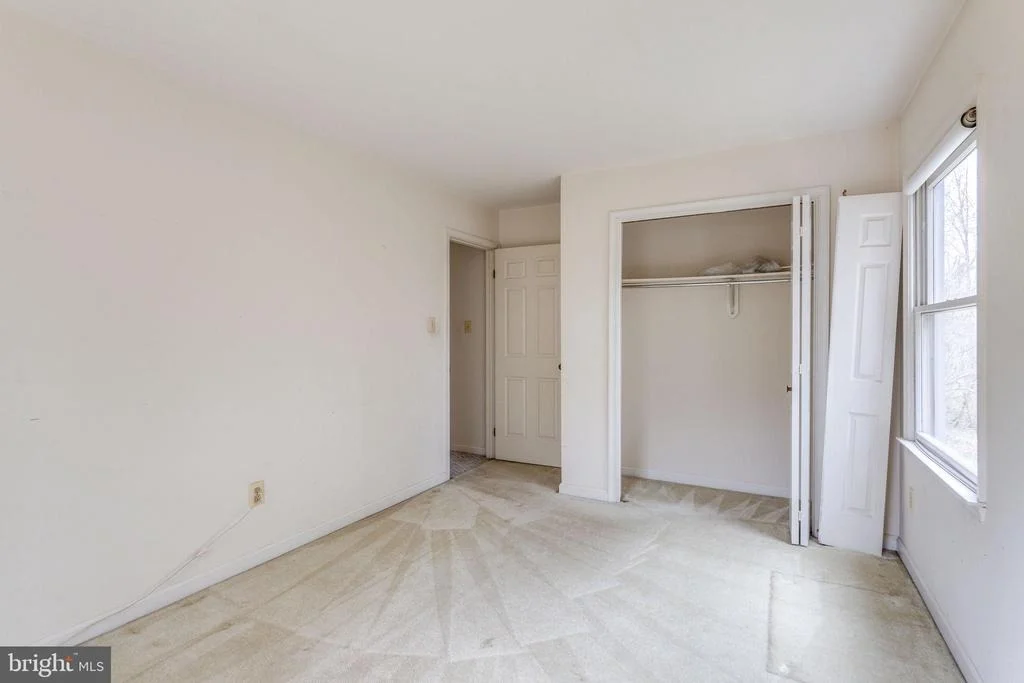 Photo of 5550 JACLYN DRIVE