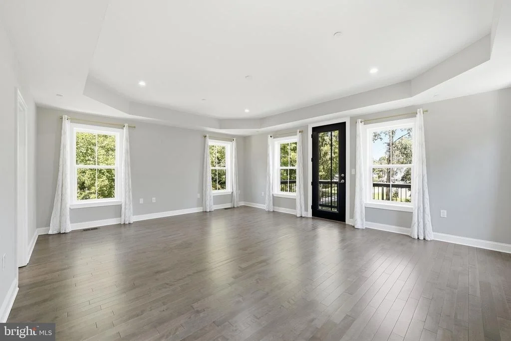 Photo of 1211 LINTON LANE
