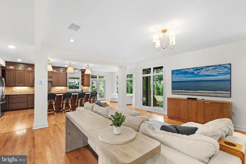 Photo of 123 GLADE CIRCLE W