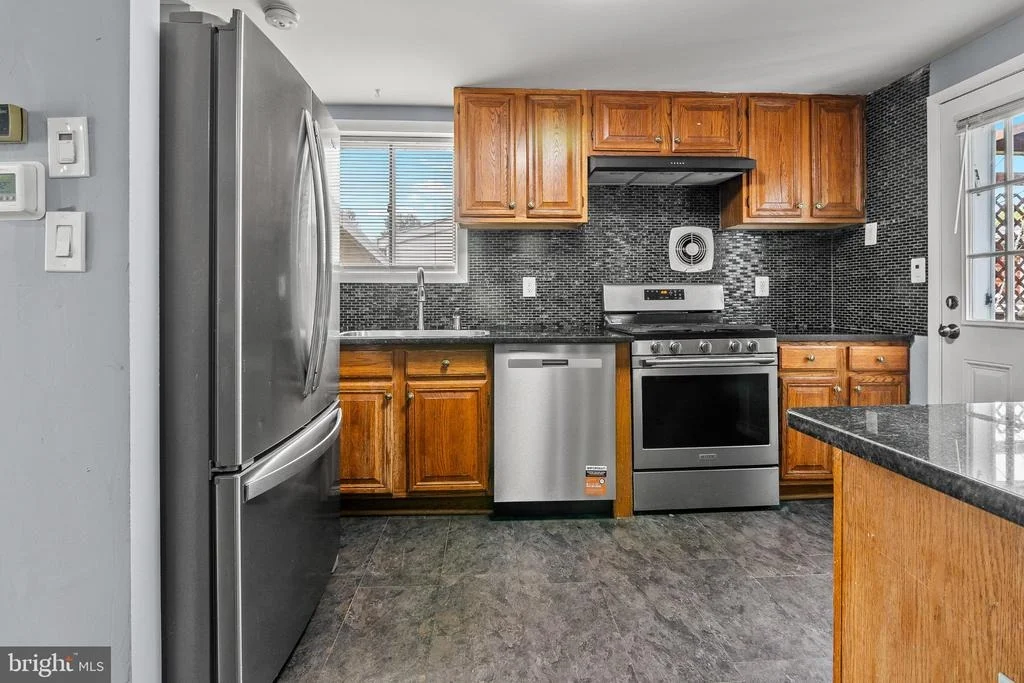 Photo of 2428 FOREST GREEN ROAD