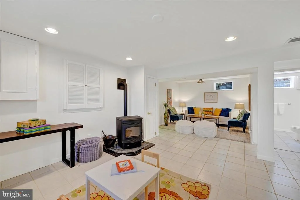 Photo of 5451 GLEN ARM ROAD