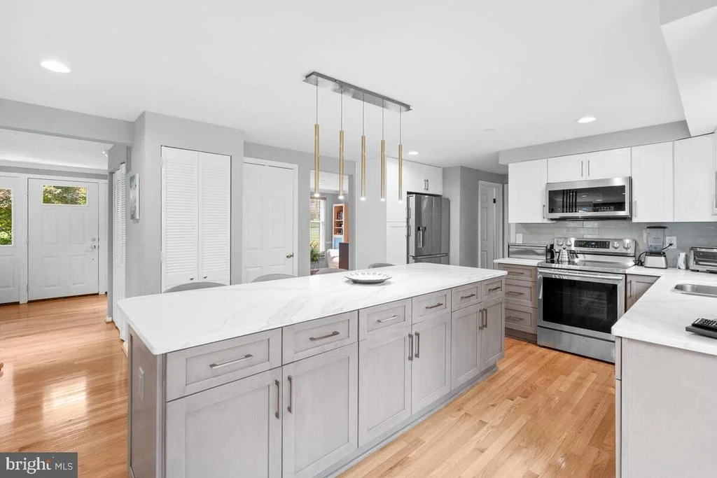 Photo of 17301 LAFAYETTE DRIVE
