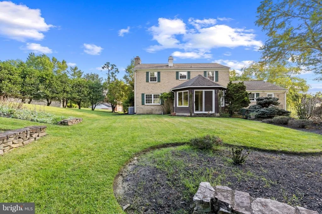 Photo of 3703 SPRING MEADOW DRIVE
