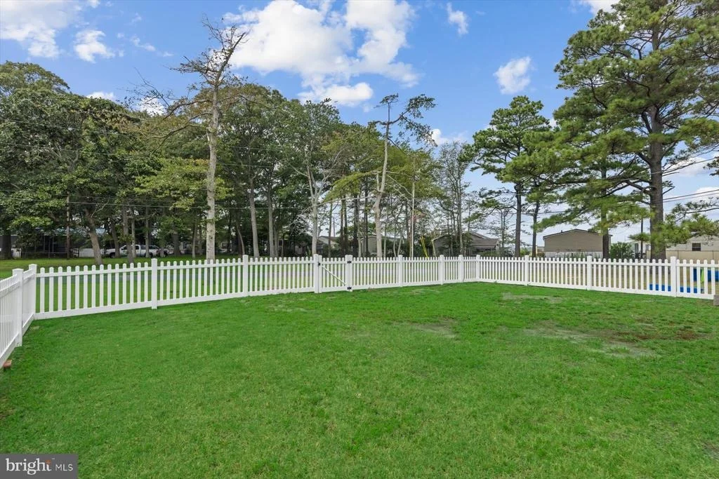 Photo of 35602 BAYVIEW DRIVE