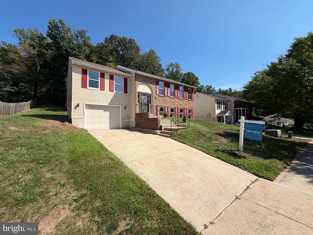 Photo of 12708 LAMPTON LANE