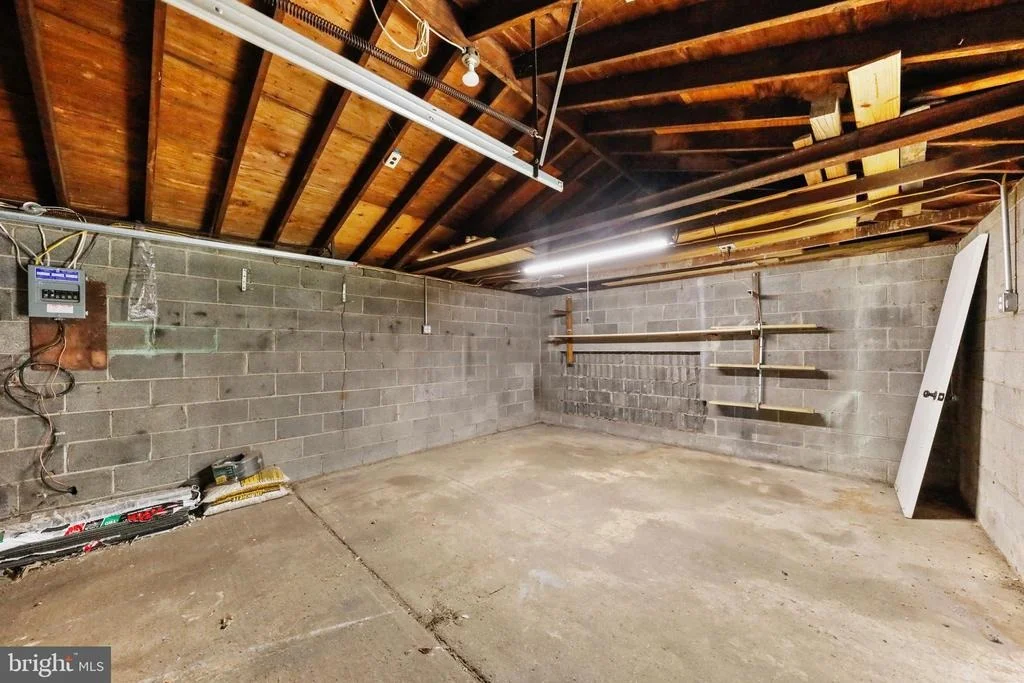 Photo of 323 3RD AVENUE