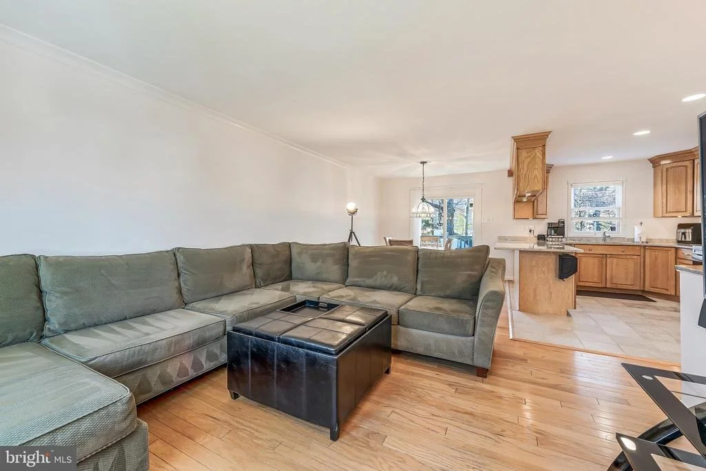 Photo of 1109 DEVON STREET
