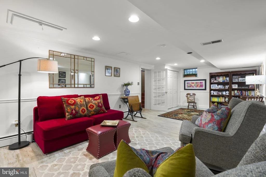Photo of 9105 DUNLOGGIN ROAD