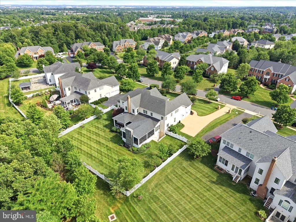 Photo of 43154 MEADOW GROVE DRIVE