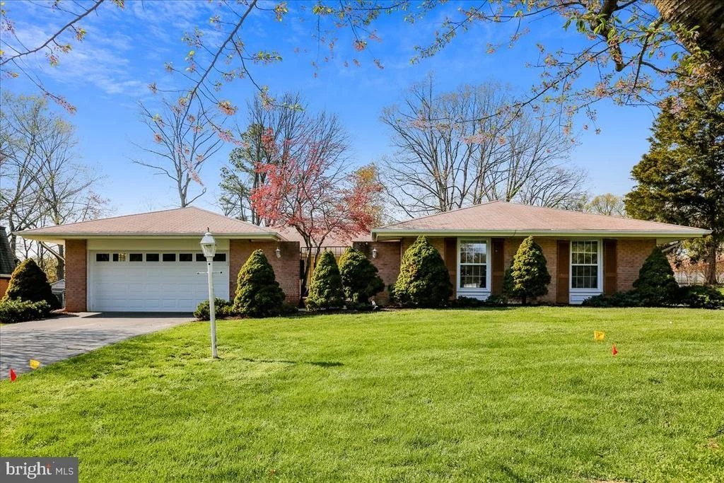 Photo of 3005 BIRCHTREE LANE