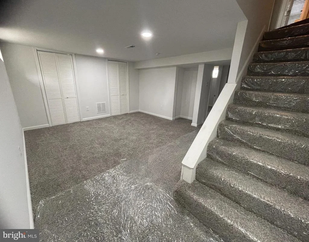 Photo of 401 FOREST VIEW