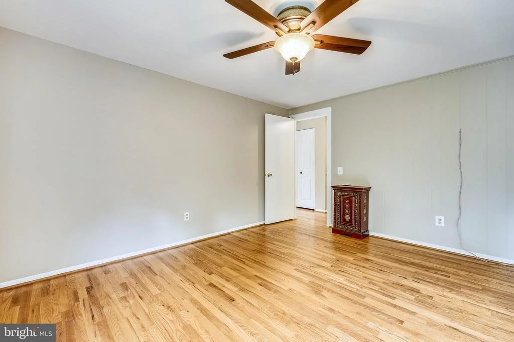 Photo of 2417 NEES LANE