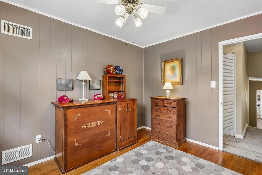 Photo of 2 FOXHALL COURT