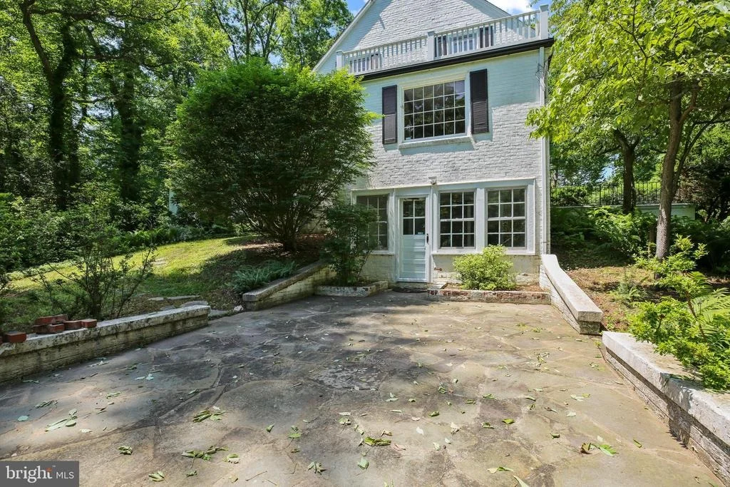 Photo of 1801 ASHTON ROAD