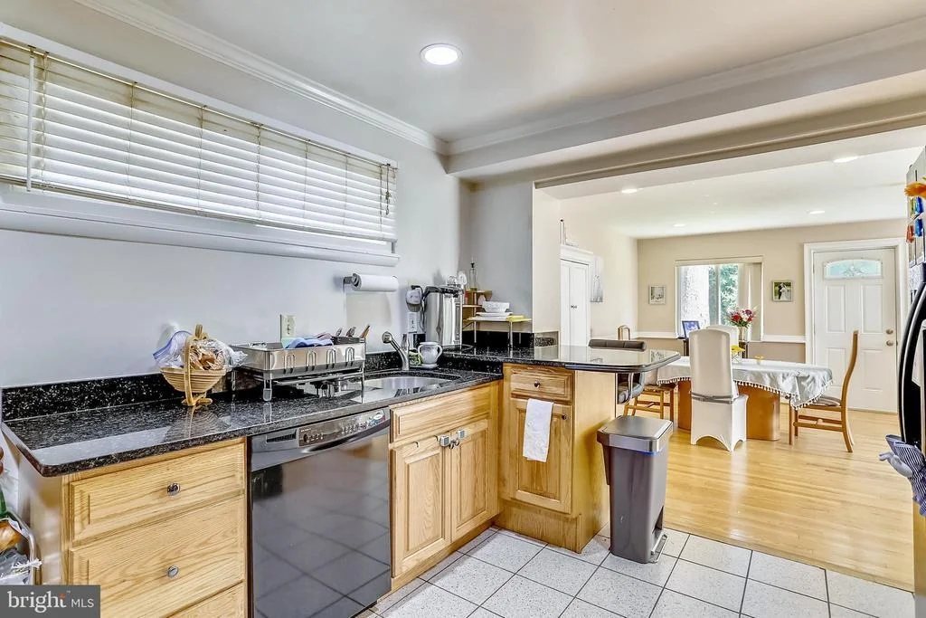 Photo of 816 HILLSBORO DRIVE