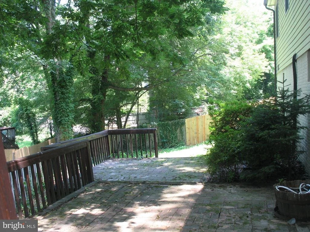 Photo of 122 SUMMIT HALL ROAD