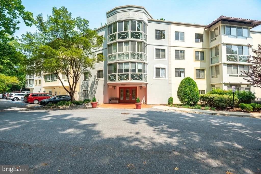 Photo of Unit 209 at 14809 PENNFIELD CIRCLE