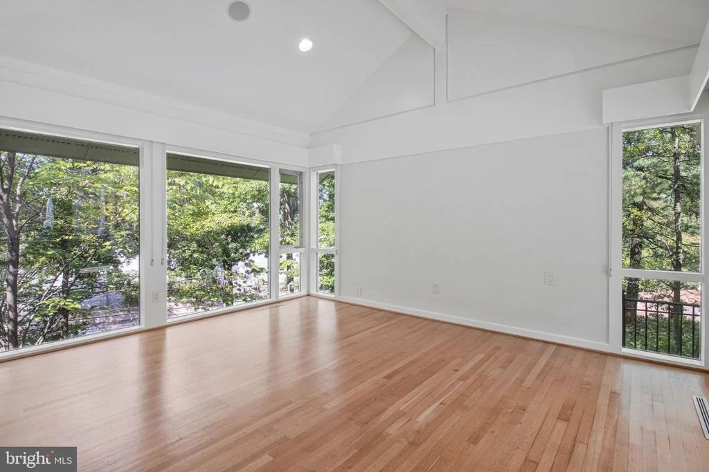 Photo of 1753 ARMY NAVY DRIVE