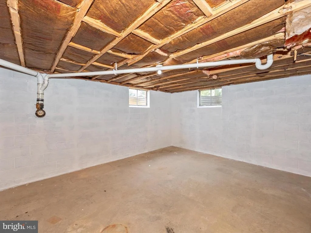 Photo of 5634 SHOOKSTOWN ROAD